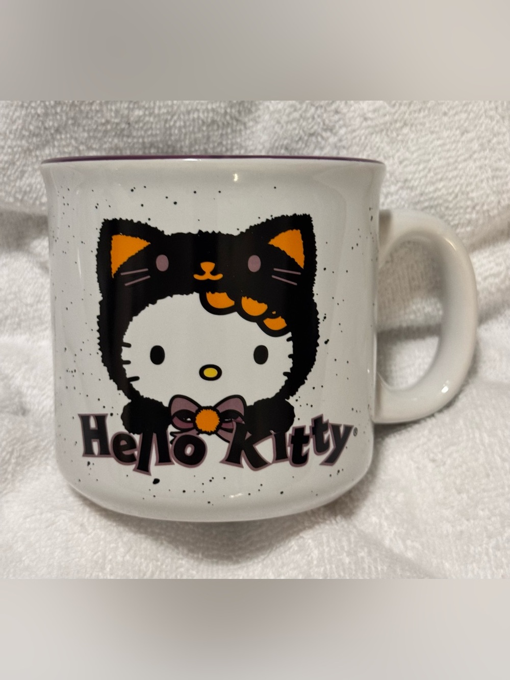 Hello Kitty Halloween Trick or Treat 20 oz. Ceramic Mug with Handle